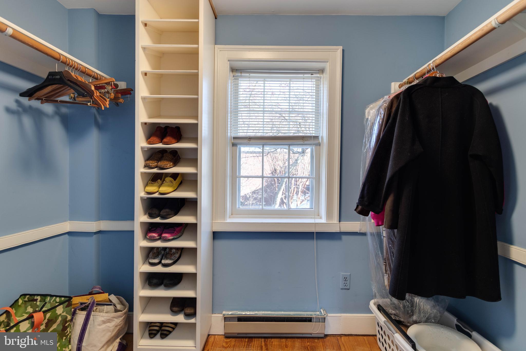 OLD TOWN ALEXANDRIA - Residential