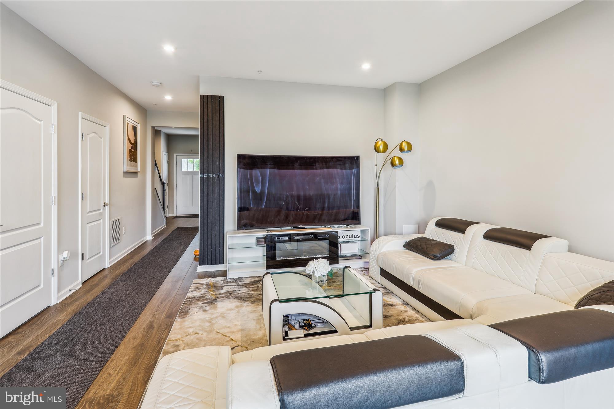 THE RIDGES - Residential