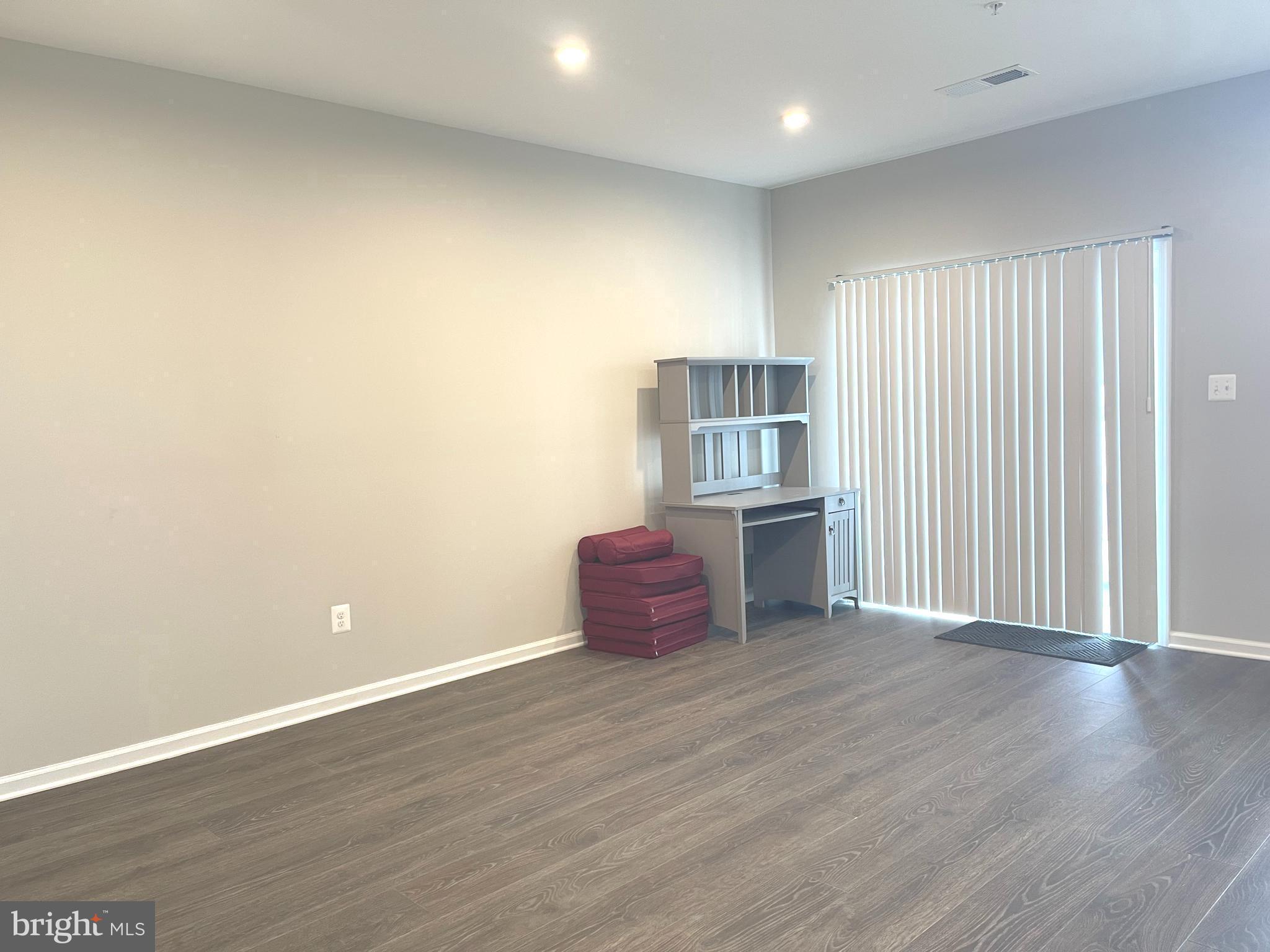 THE RIDGES - Residential