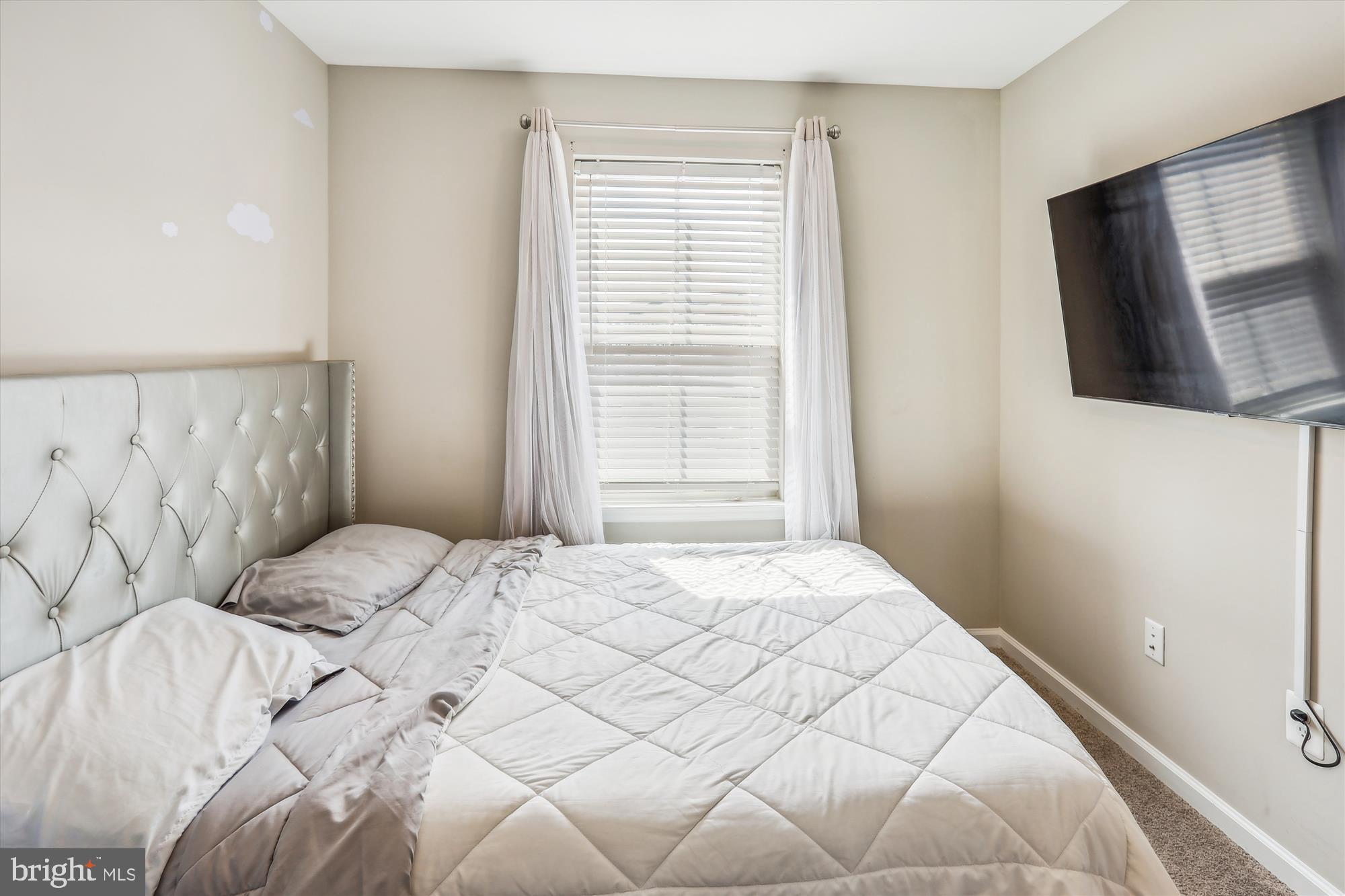 THE RIDGES - Residential