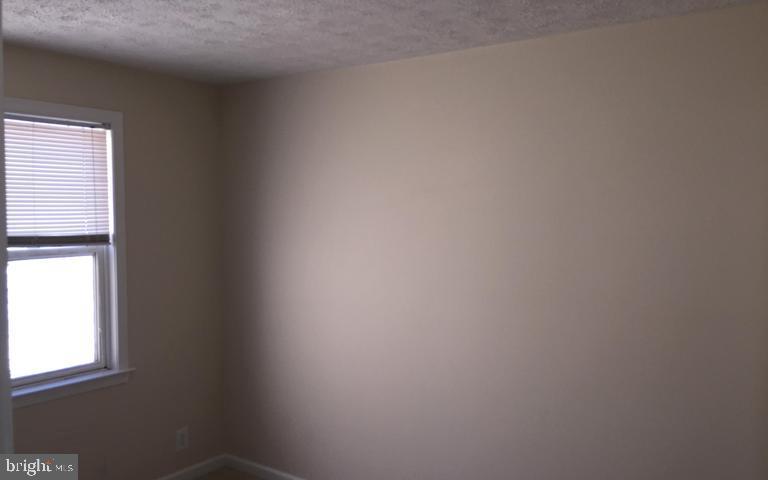 SWAN MEADOWS - Residential Lease