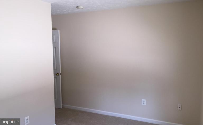 SWAN MEADOWS - Residential Lease