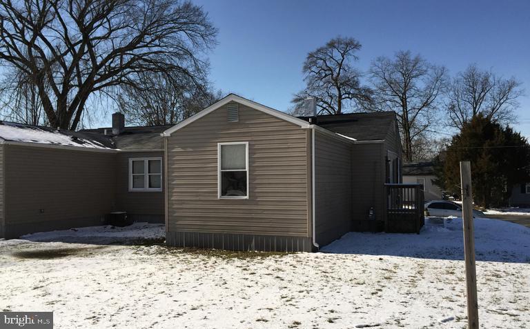 SWAN MEADOWS - Residential Lease