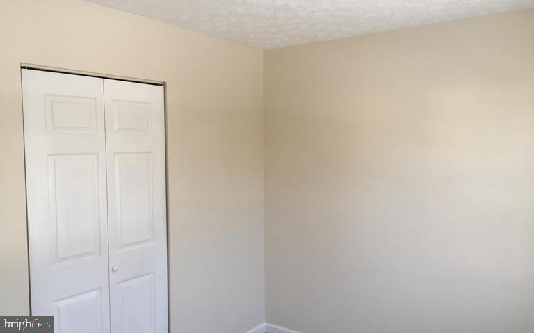 SWAN MEADOWS - Residential Lease