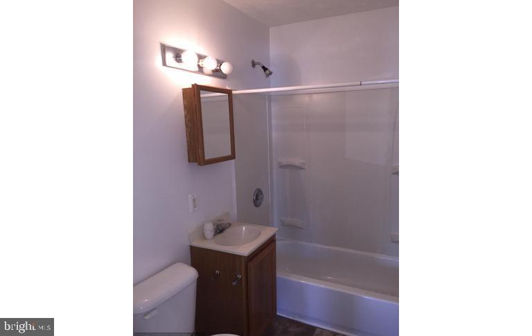 SWAN MEADOWS - Residential Lease