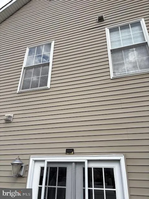 Philadelphia, Pennsylvania 19145, United States, 3 Bedrooms Bedrooms, ,3 BathroomsBathrooms,Residential,Active,201933