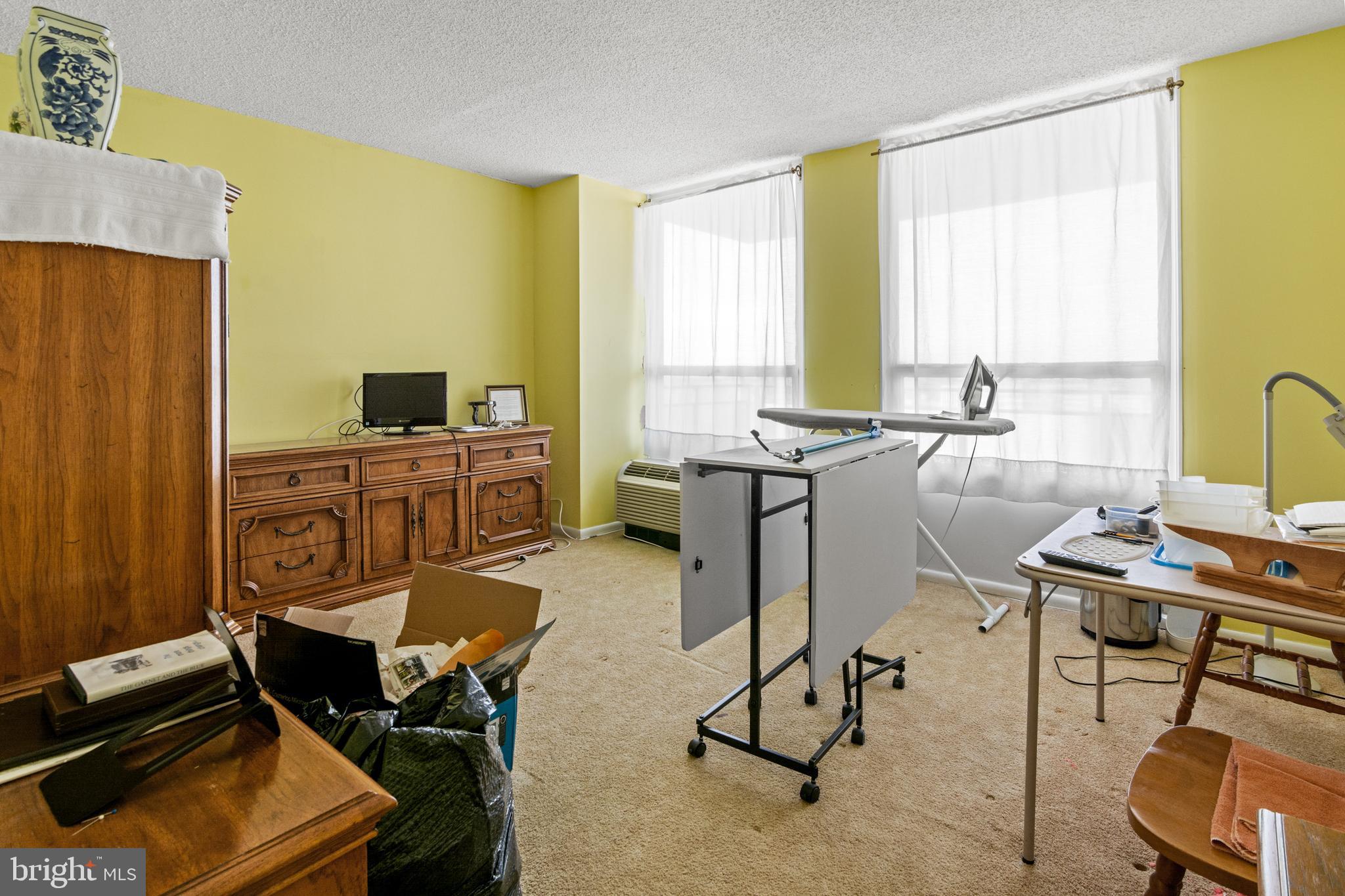 TOWSON - Residential