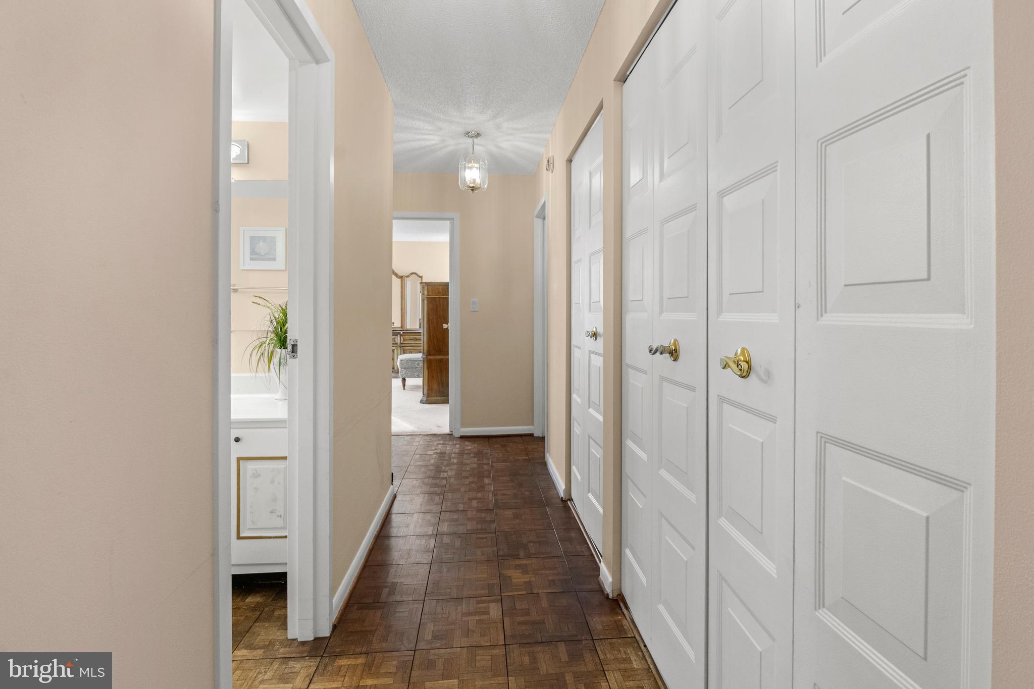 TOWSON - Residential