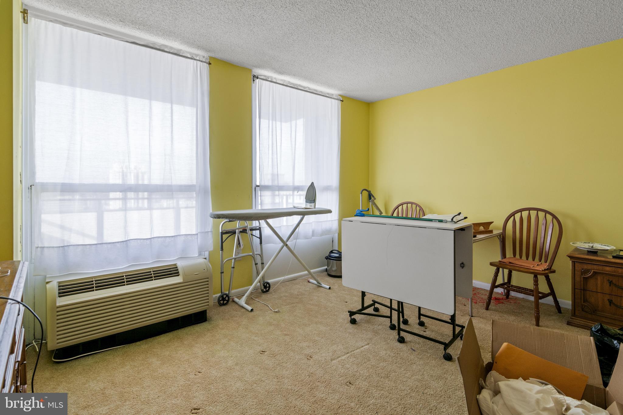 TOWSON - Residential