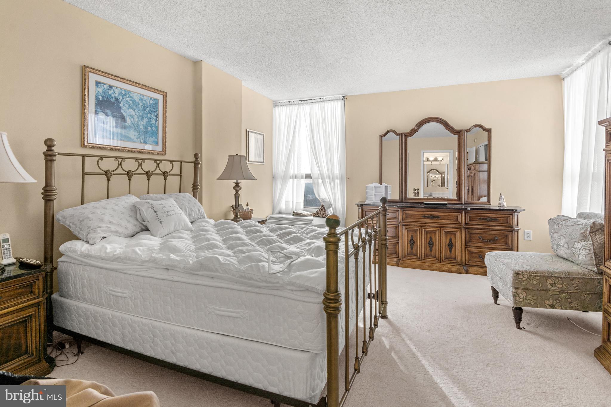 TOWSON - Residential