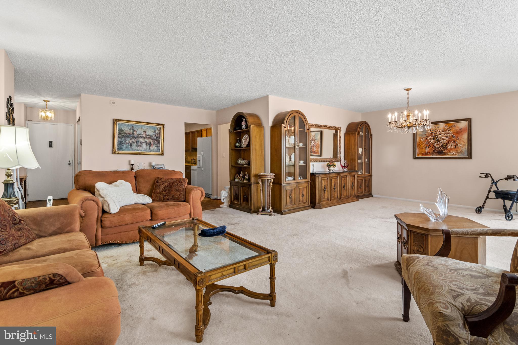 TOWSON - Residential