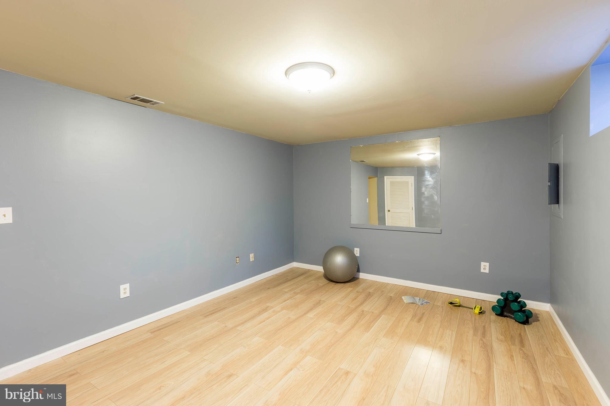 WOODSTONE - Residential