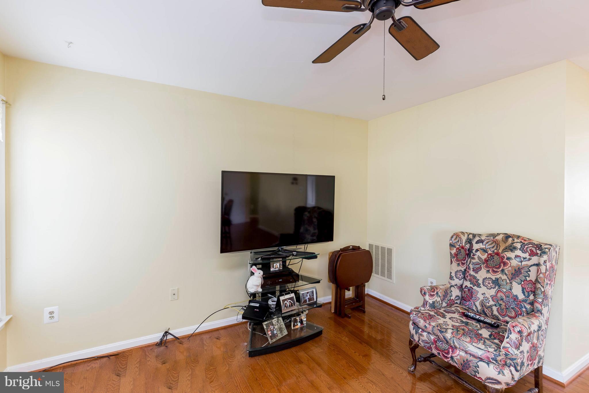 WOODSTONE - Residential