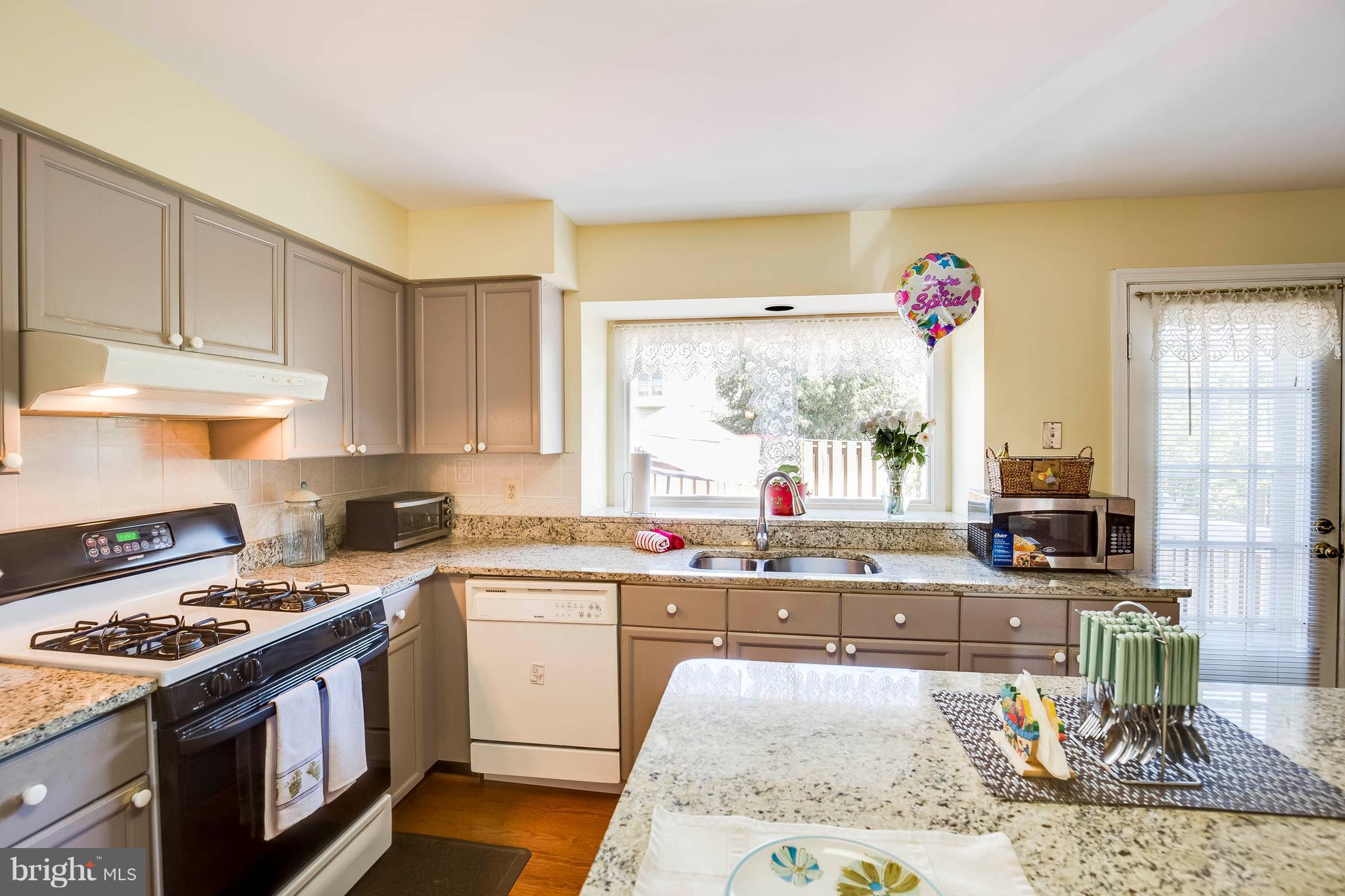 WOODSTONE - Residential