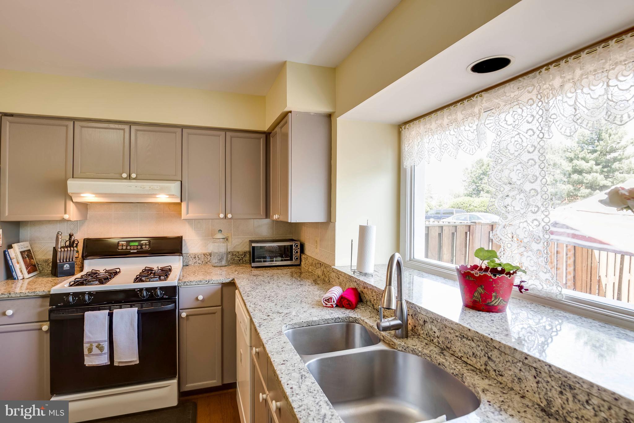 WOODSTONE - Residential