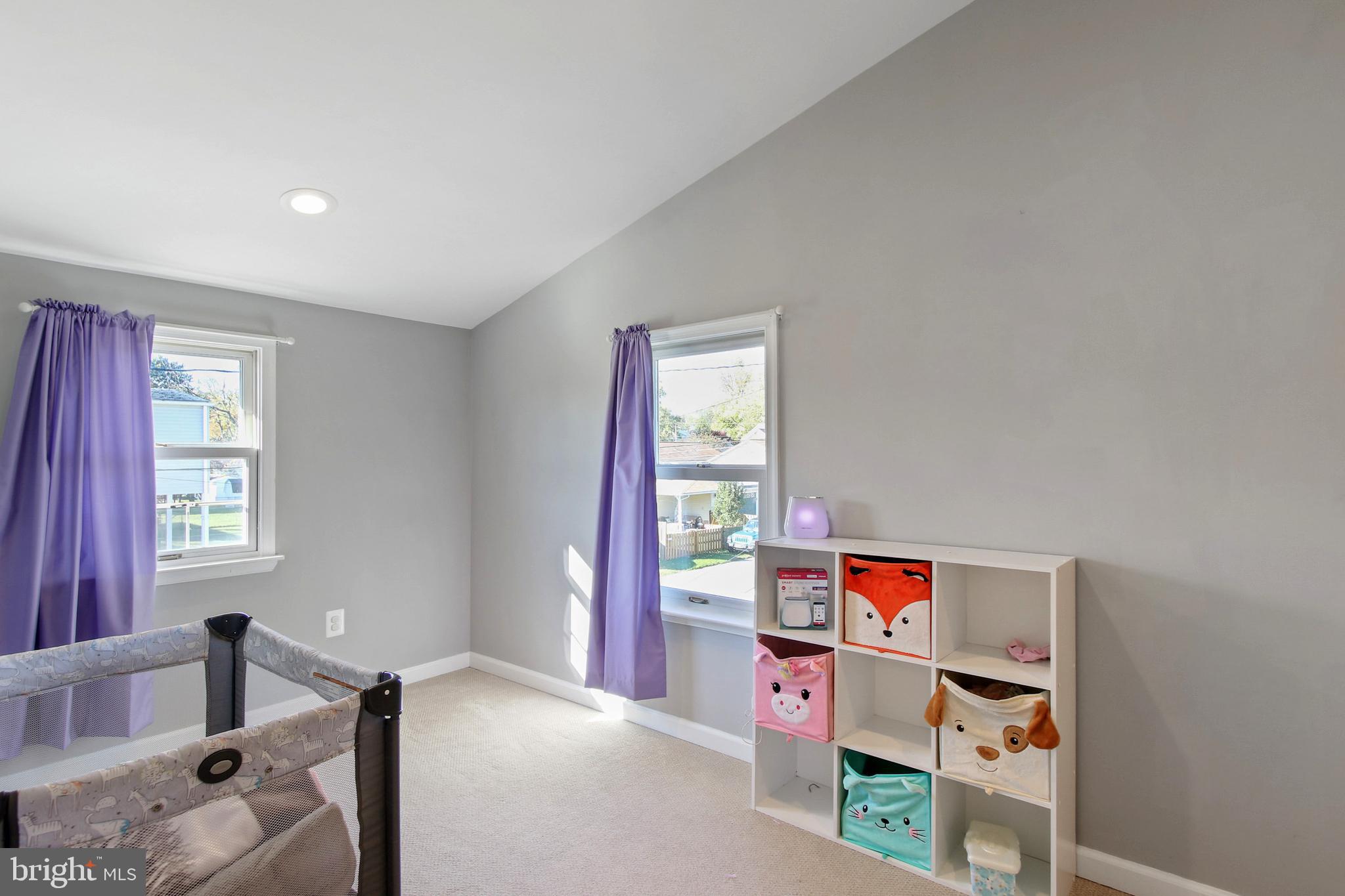 CROMWELL MANOR - Residential Lease