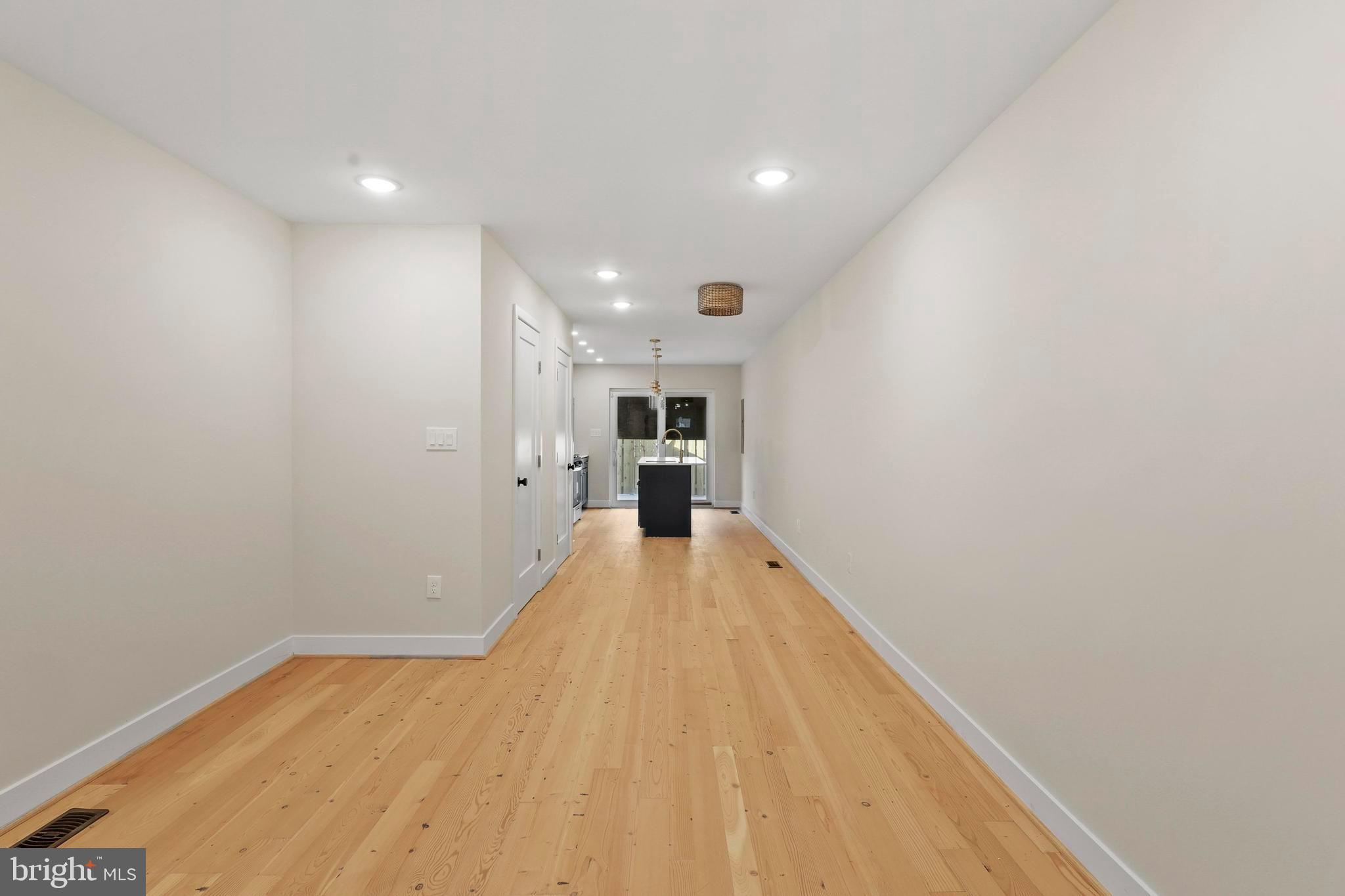 MOUNT CLARE - Residential