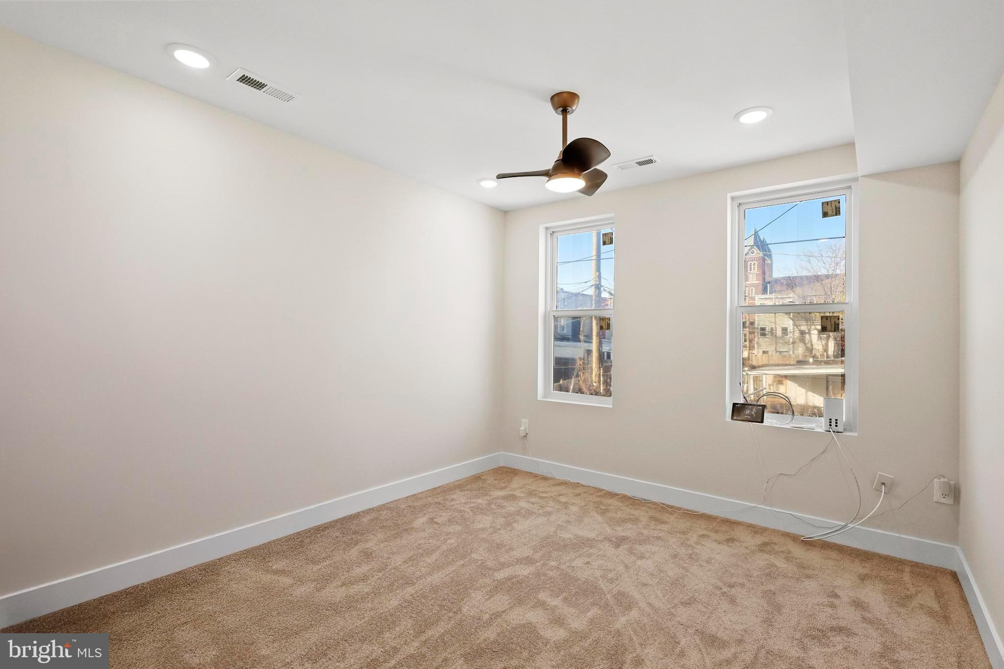 MOUNT CLARE - Residential