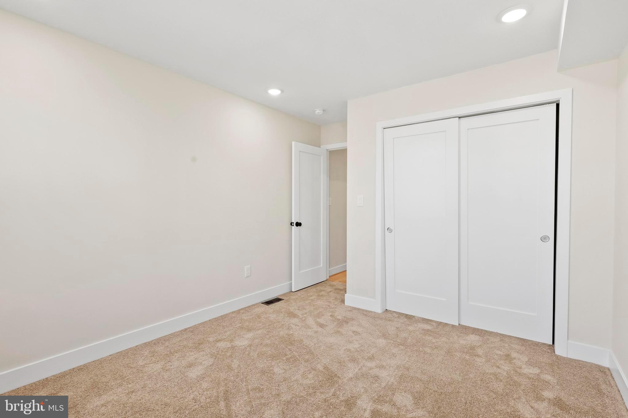 MOUNT CLARE - Residential