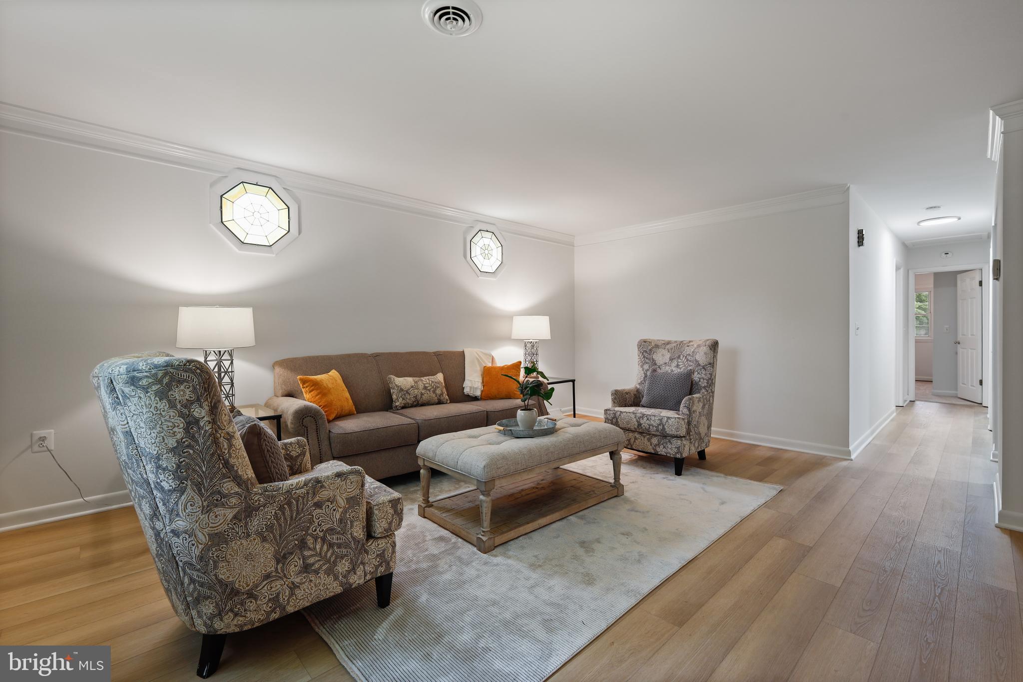 307 SKIPPER LANE