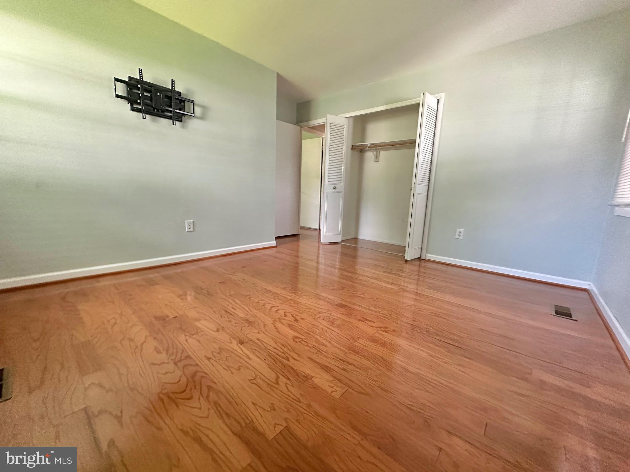 GREENBRIAR - Residential Lease