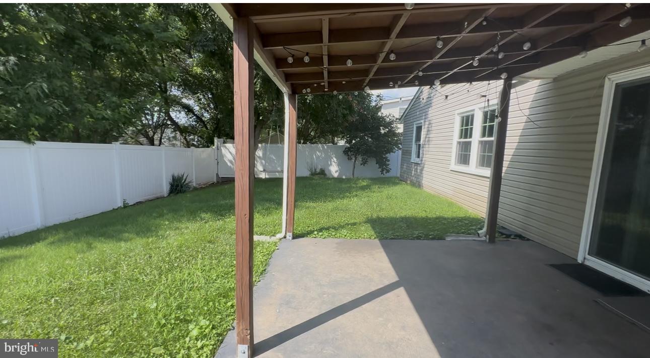 GREENBRIAR - Residential Lease