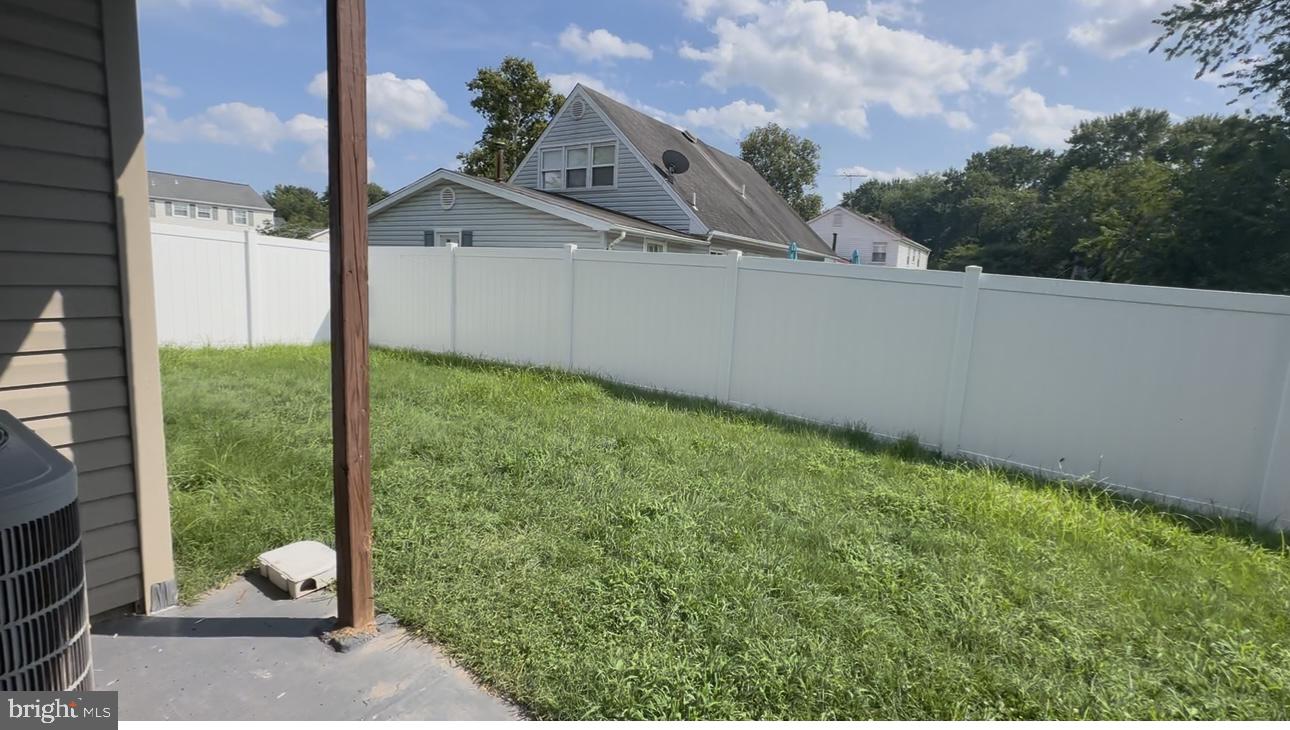 GREENBRIAR - Residential Lease