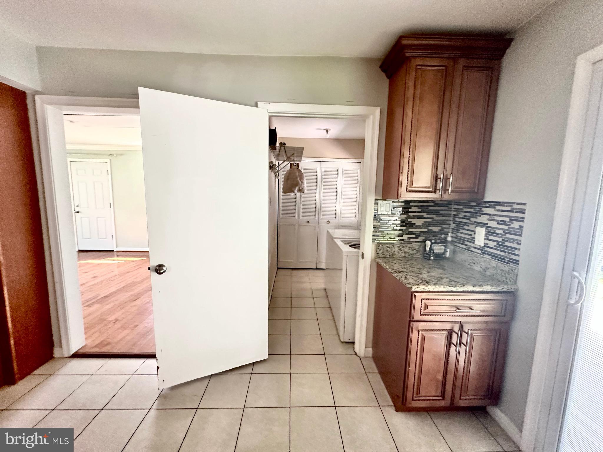 GREENBRIAR - Residential Lease