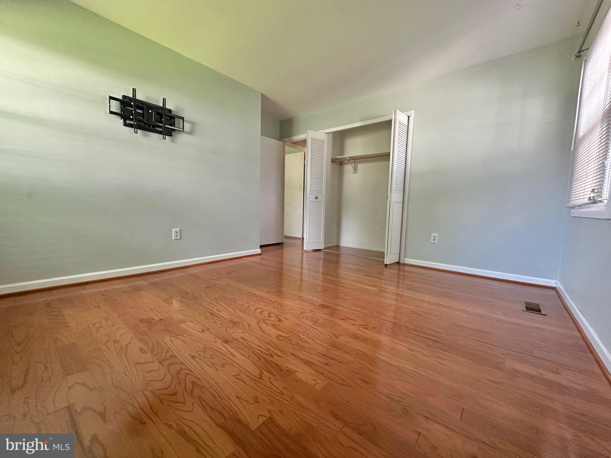 GREENBRIAR - Residential Lease