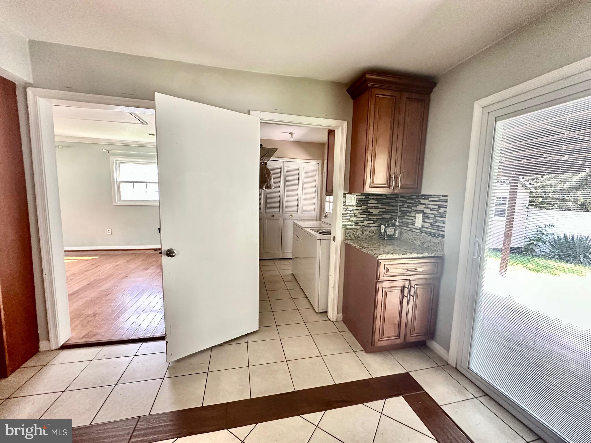 GREENBRIAR - Residential Lease