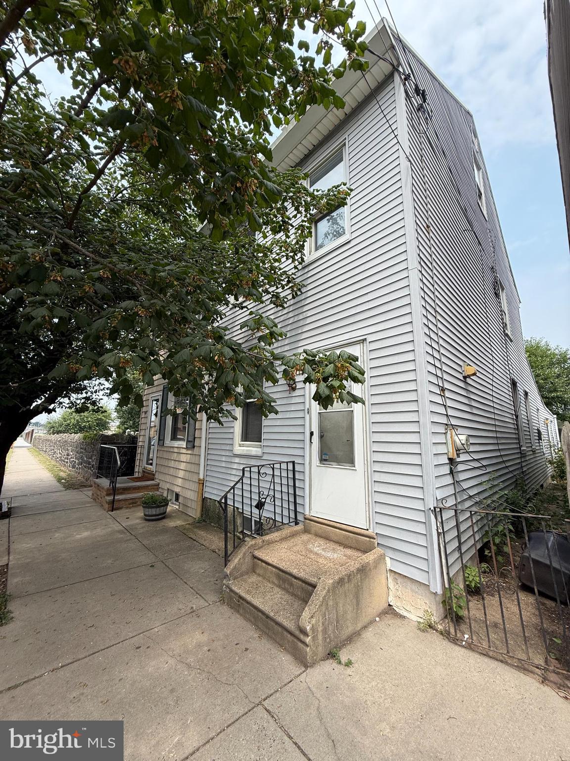 Don’t miss this exceptional full‑rehab opportunity in the desirable Bridesburg neighborhood of Philadelphia. The existing structure is a two‑story shell ready for your creativity. Located in a vibrant growing corridor with easy access to transit, schools, parks, and neighborhood shops, this property isn’t just a rehab—it’s a chance to realize a modern living profile in Bridesburg.