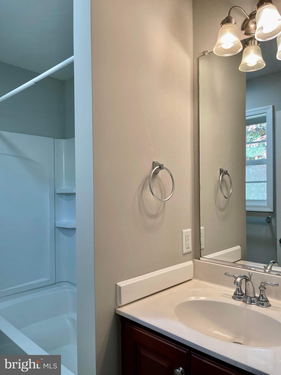 BIRCH CREEK - Residential