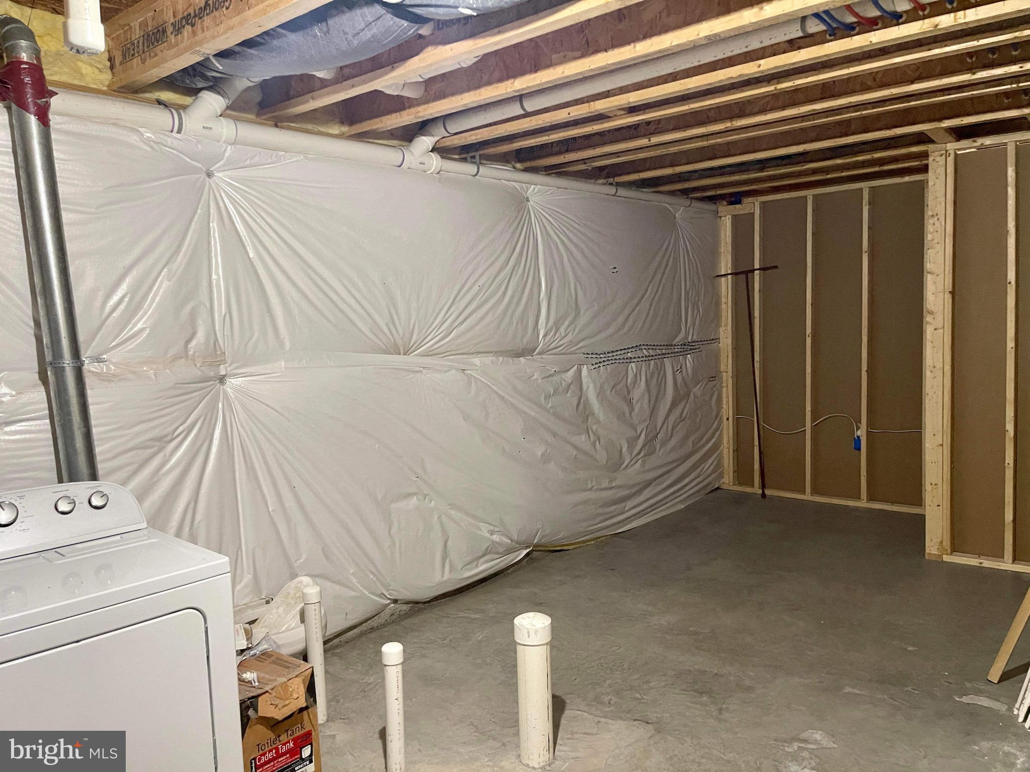 BIRCH CREEK - Residential