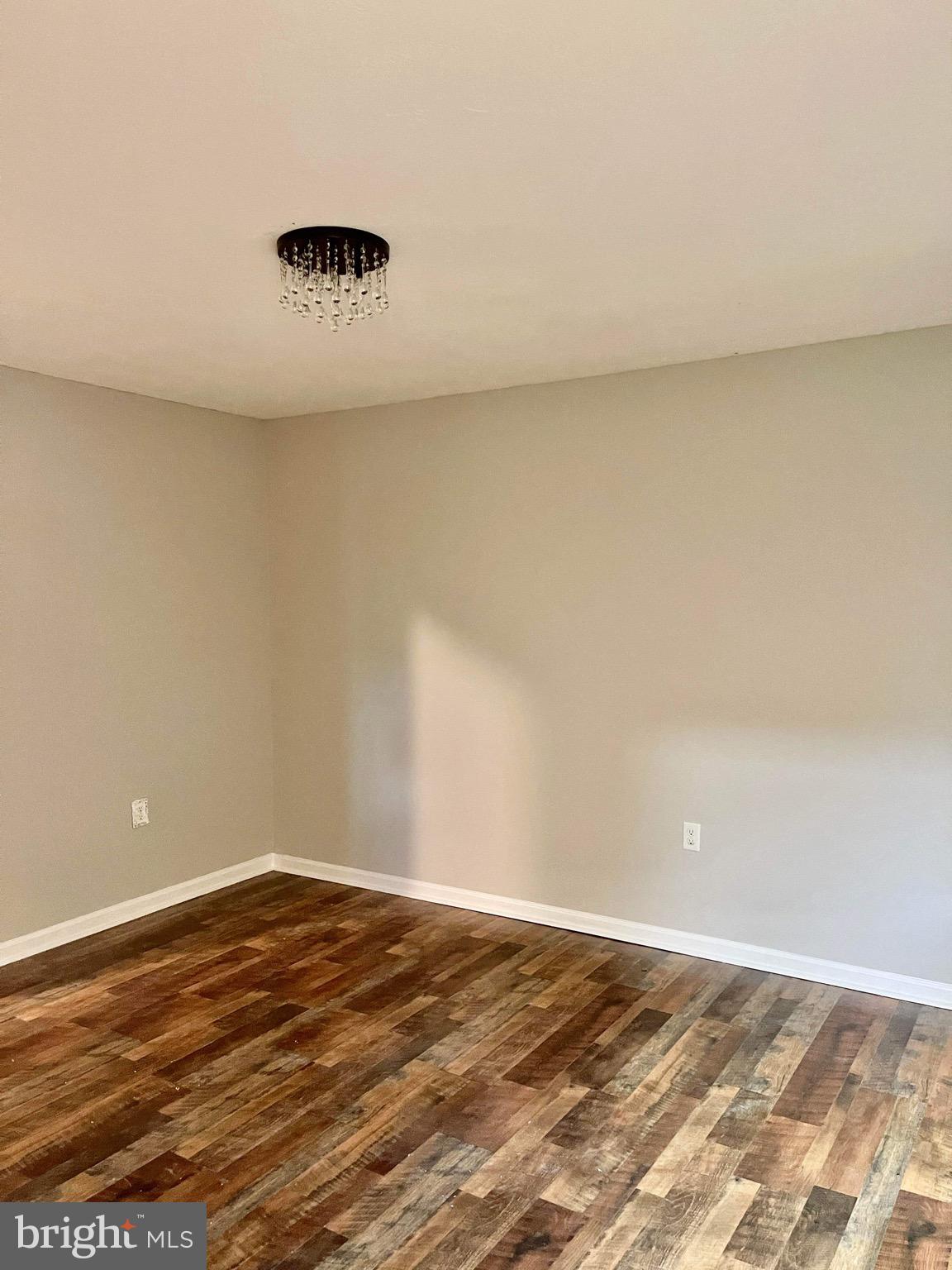 BIRCH CREEK - Residential