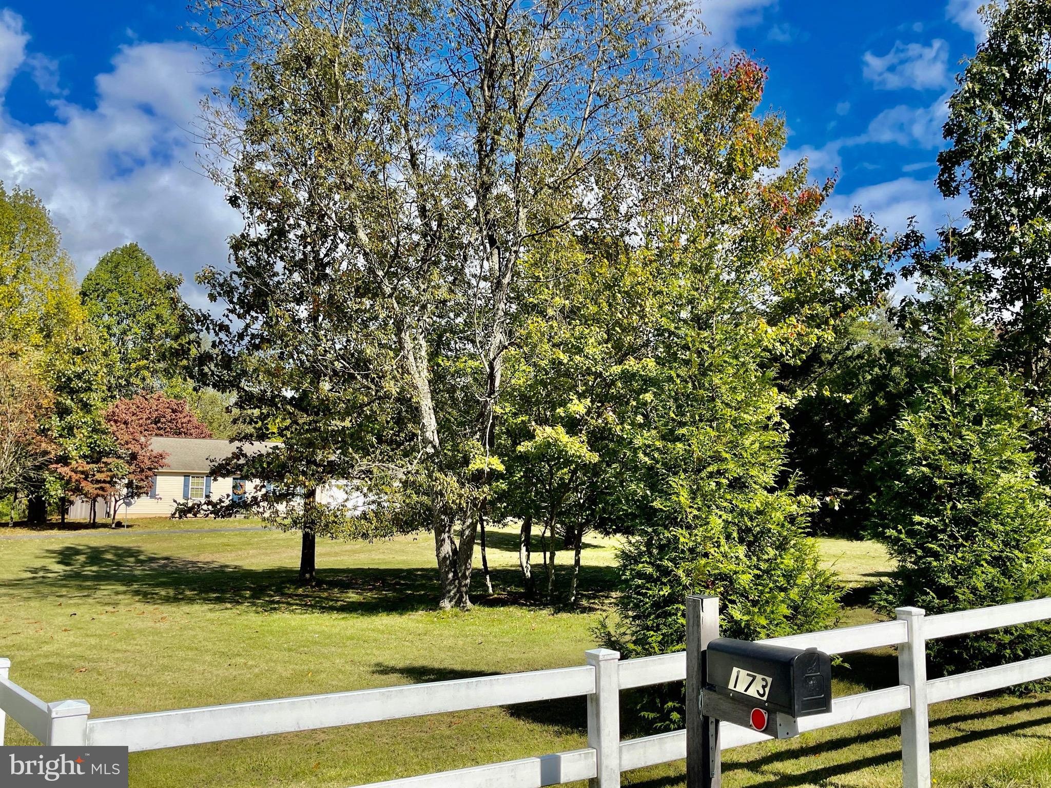 BIRCH CREEK - Residential