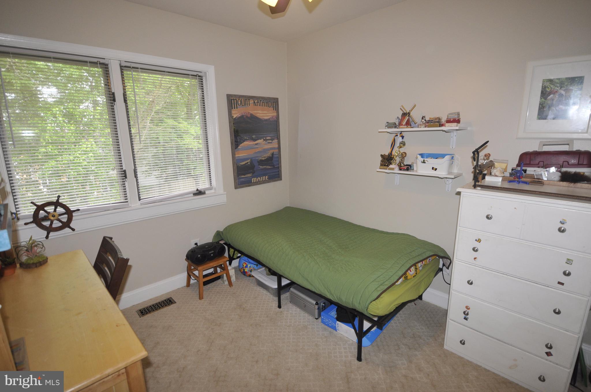 VILLAGES OF HOMELAND - Residential Lease