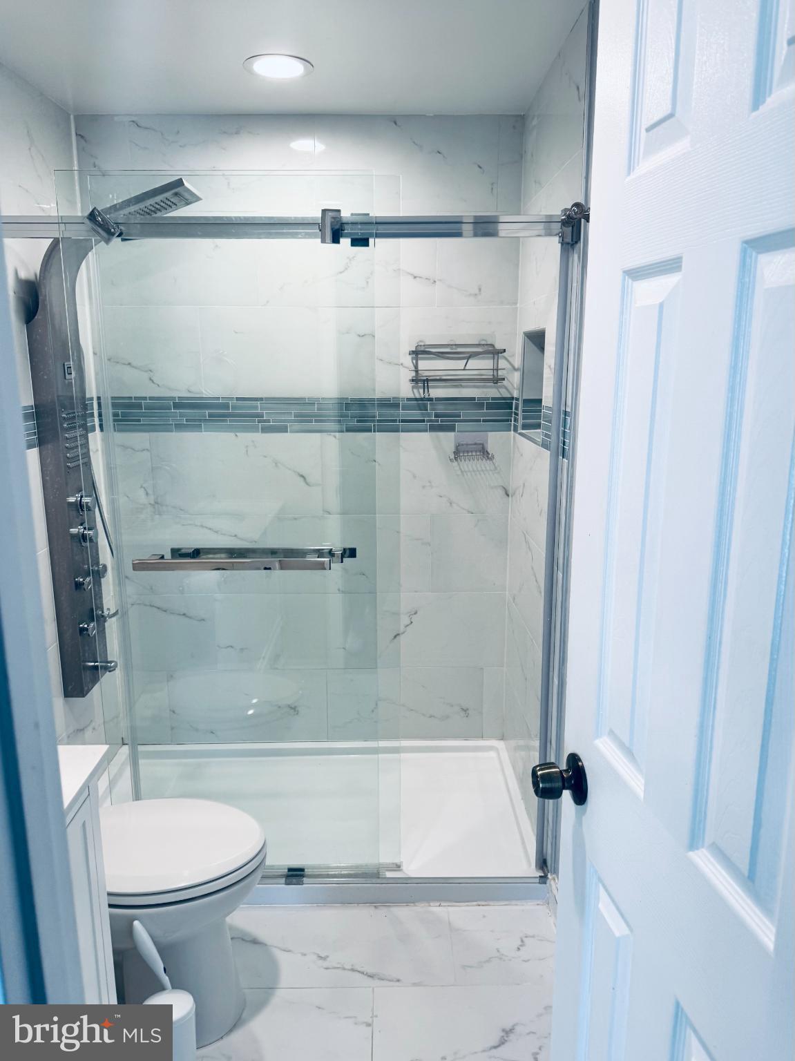 THOMAS CHOICE WEST - Residential Lease