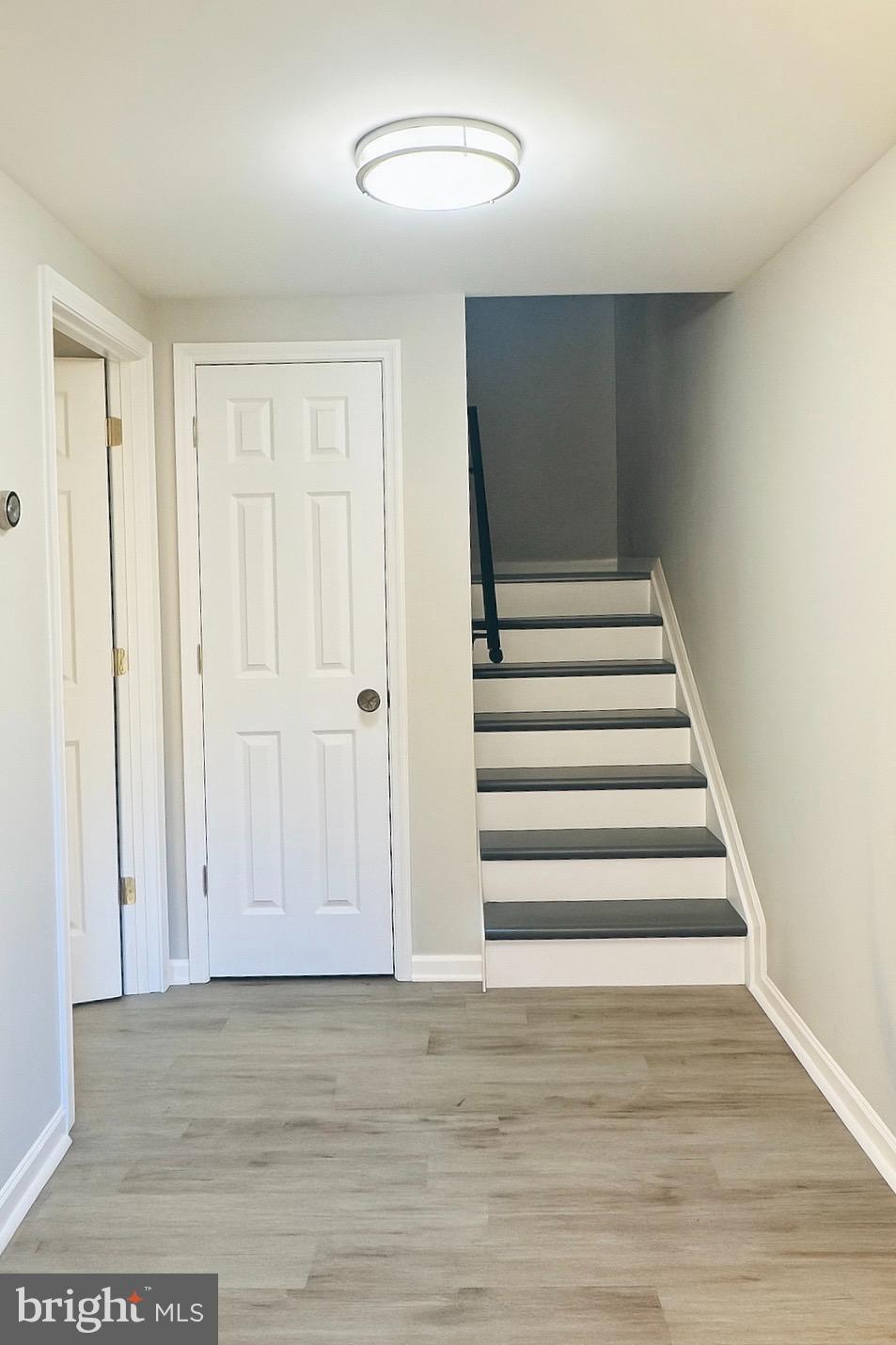 THOMAS CHOICE WEST - Residential Lease