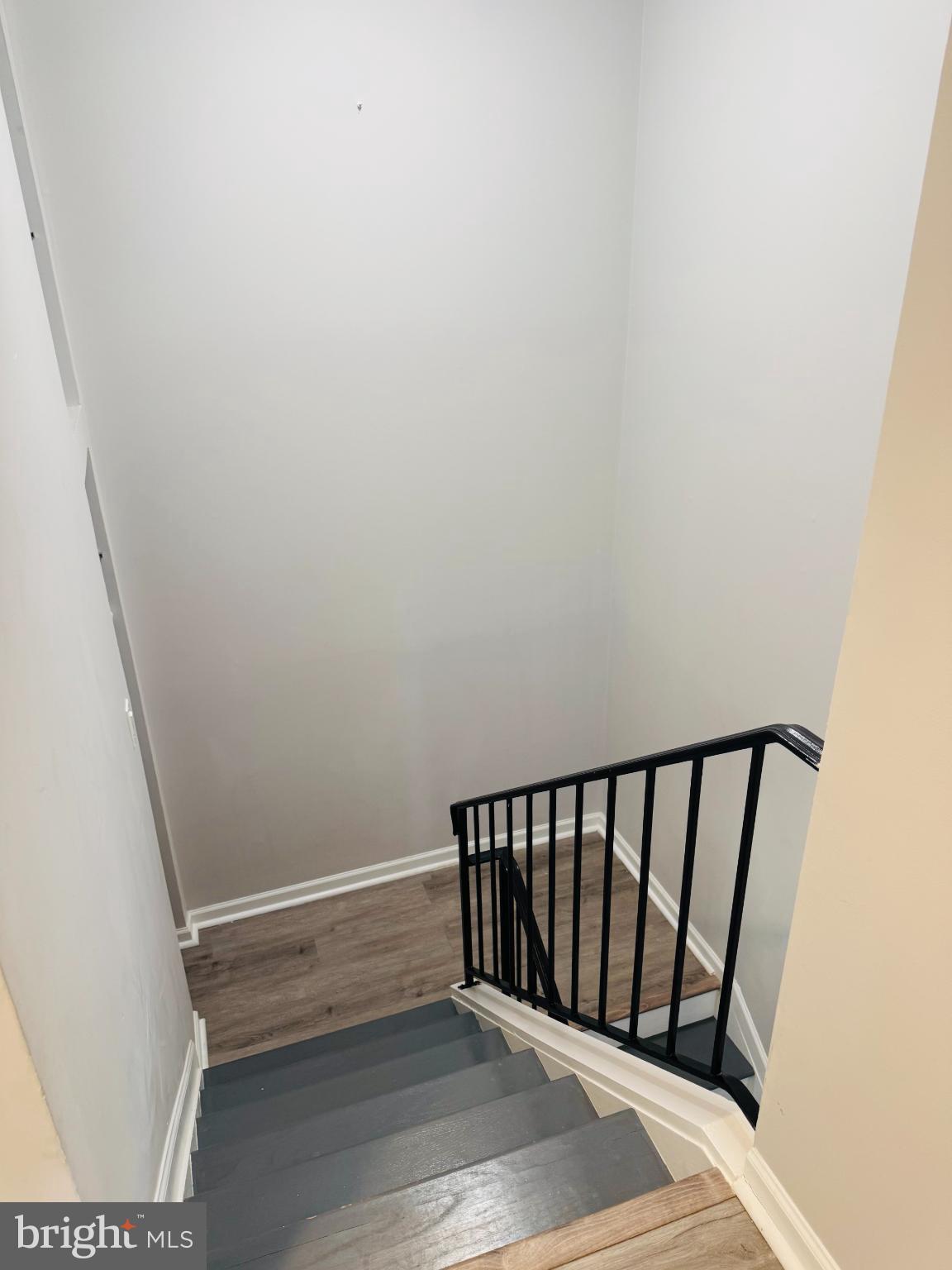 THOMAS CHOICE WEST - Residential Lease