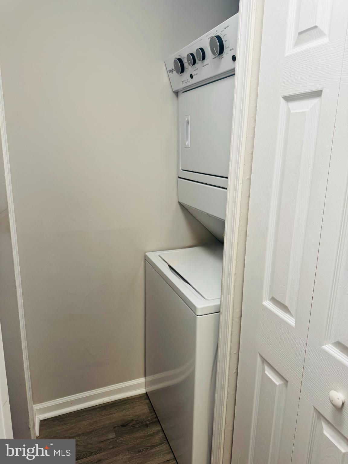 THOMAS CHOICE WEST - Residential Lease