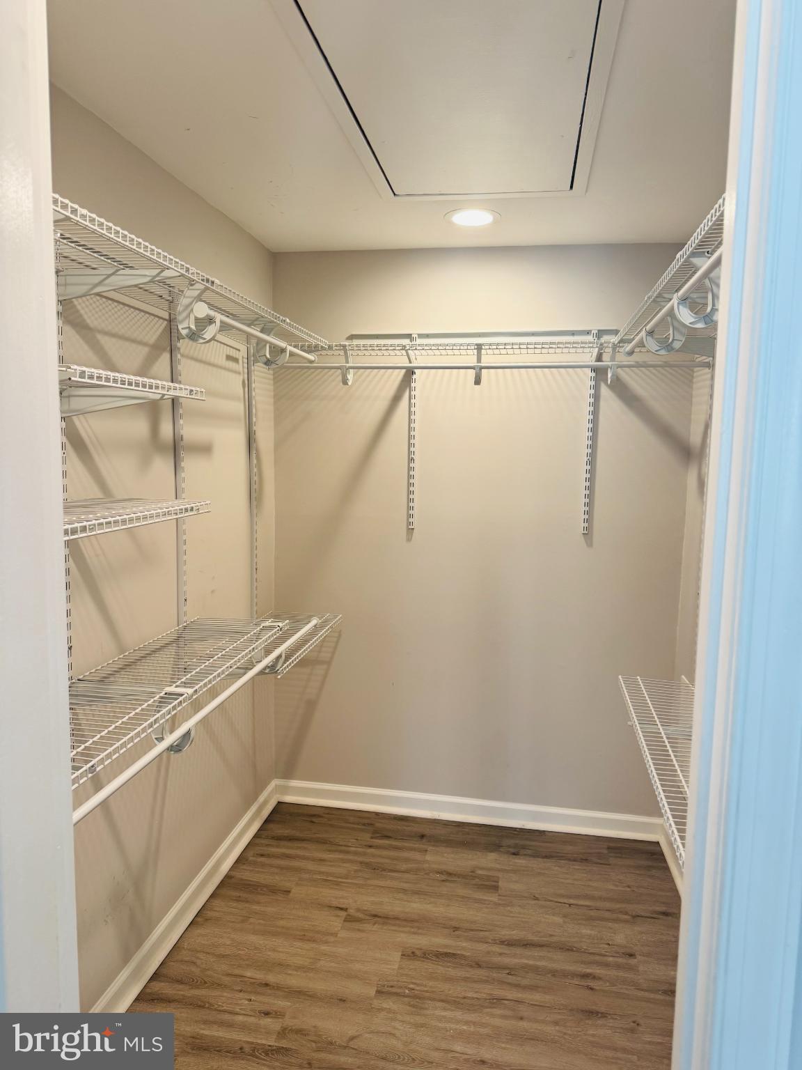 THOMAS CHOICE WEST - Residential Lease