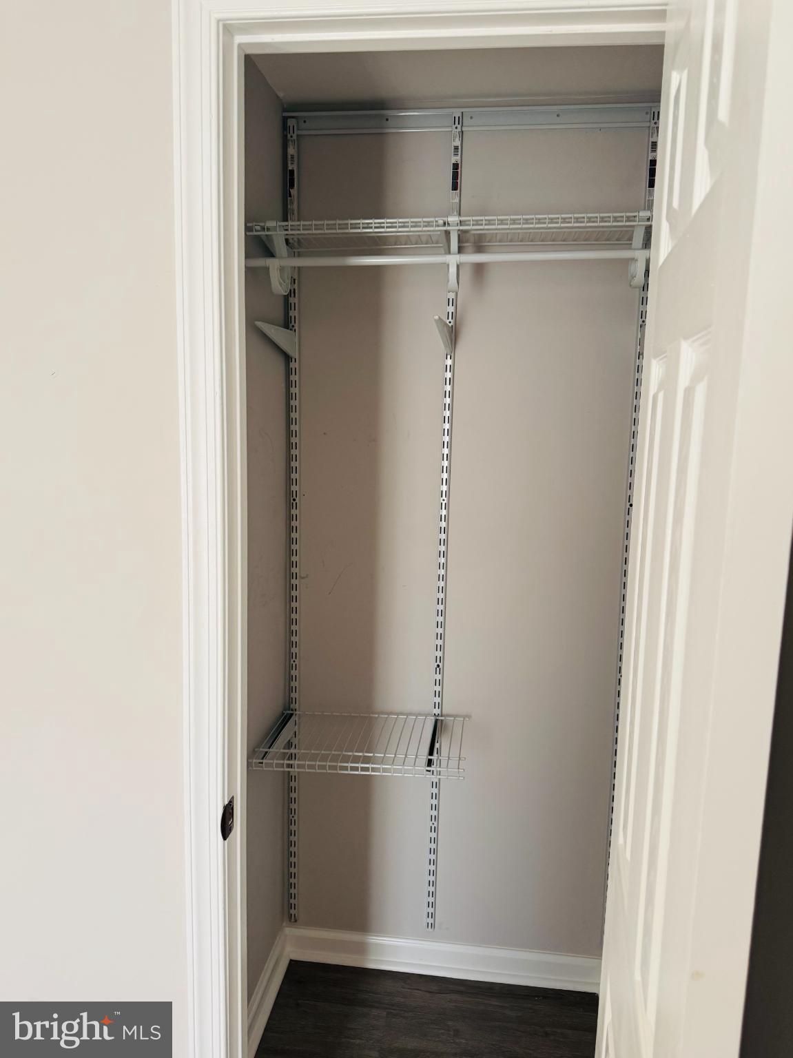 THOMAS CHOICE WEST - Residential Lease