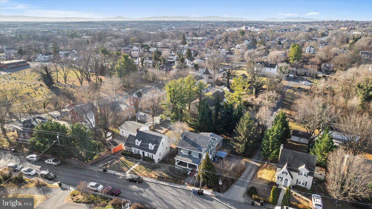 WHITLOCK AVENEUE - Residential