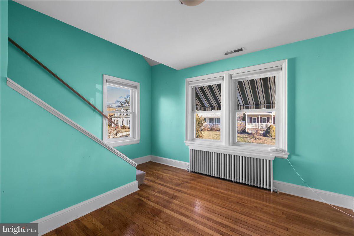 WHITLOCK AVENEUE - Residential