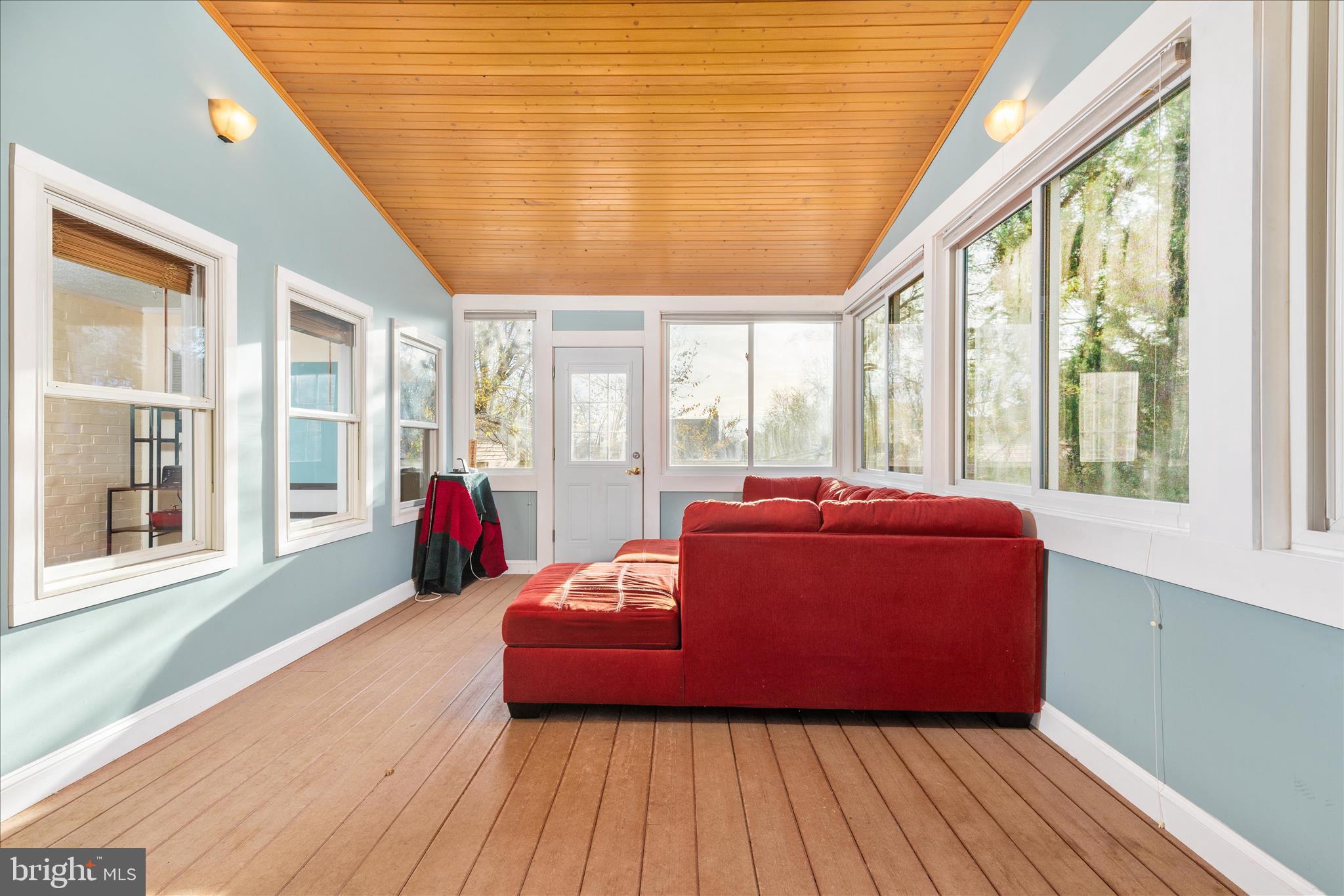 WHITLOCK AVENEUE - Residential