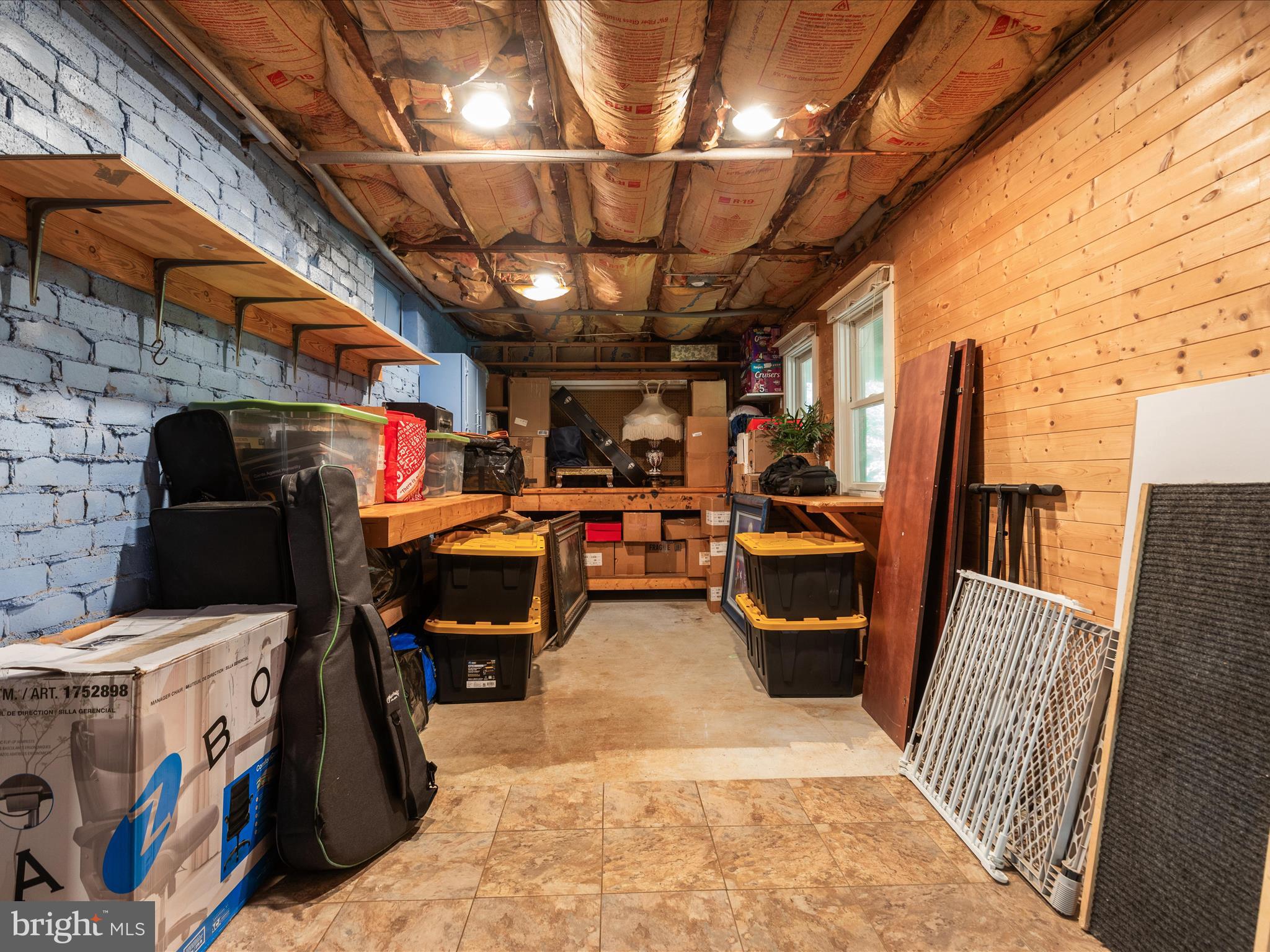 WHITLOCK AVENEUE - Residential