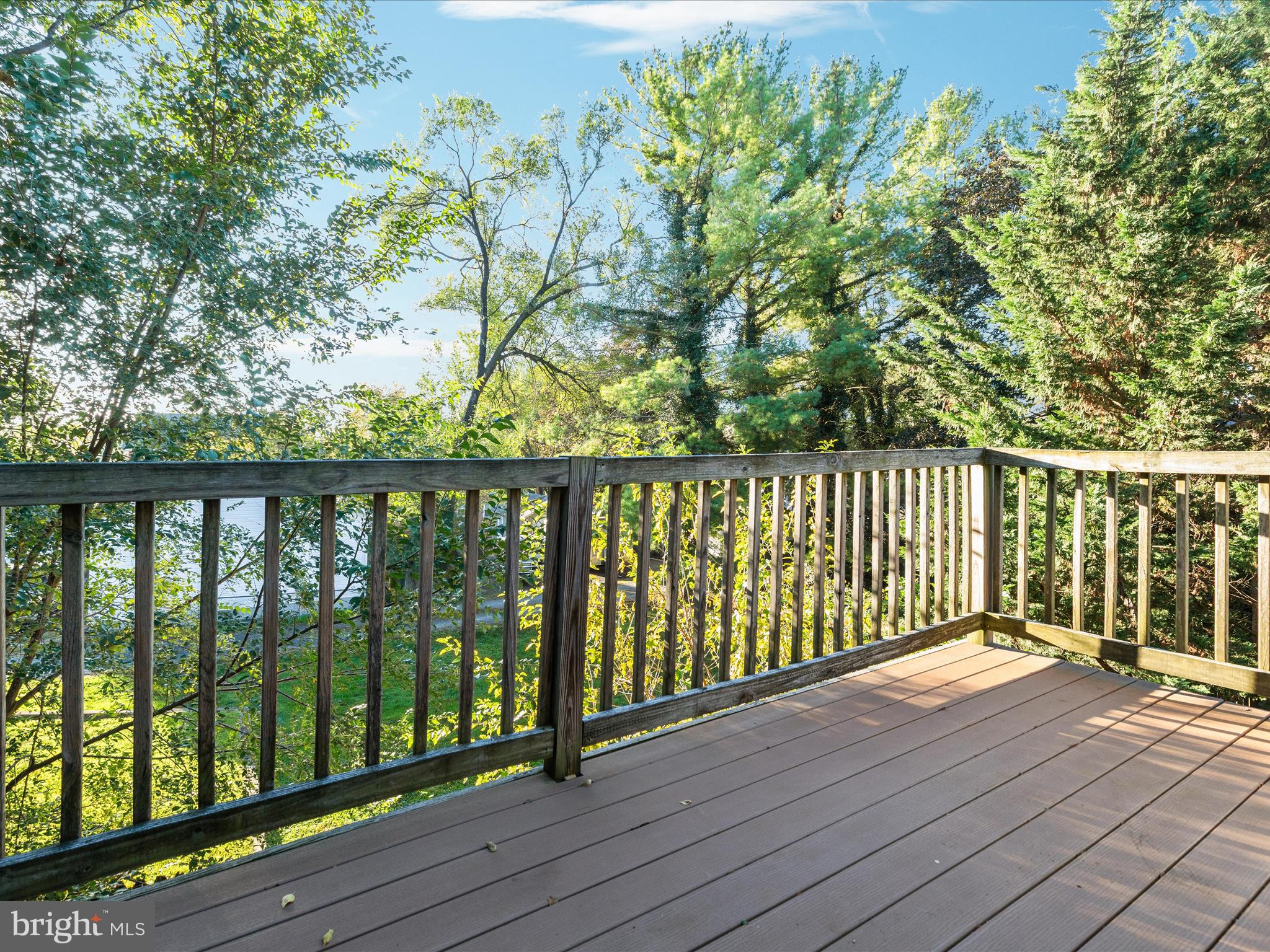 WHITLOCK AVENEUE - Residential