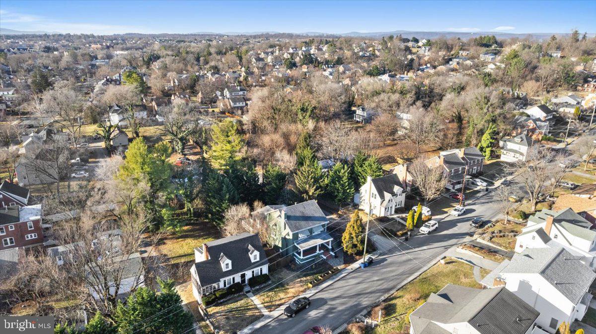 WHITLOCK AVENEUE - Residential