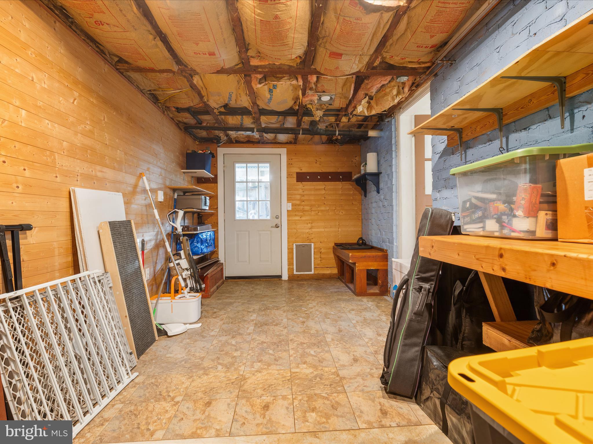 WHITLOCK AVENEUE - Residential