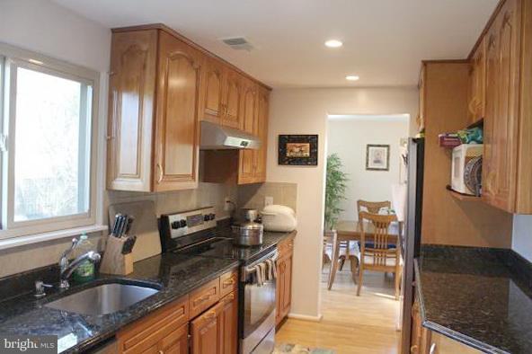 DUFIEF - Residential Lease